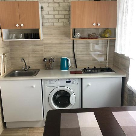 Kyiv Apartment In Pechersk On Oleksandra Kopylenko Exterior photo